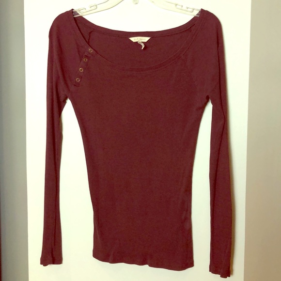 Stretchy off the shoulder long sleeve top - Picture 1 of 5